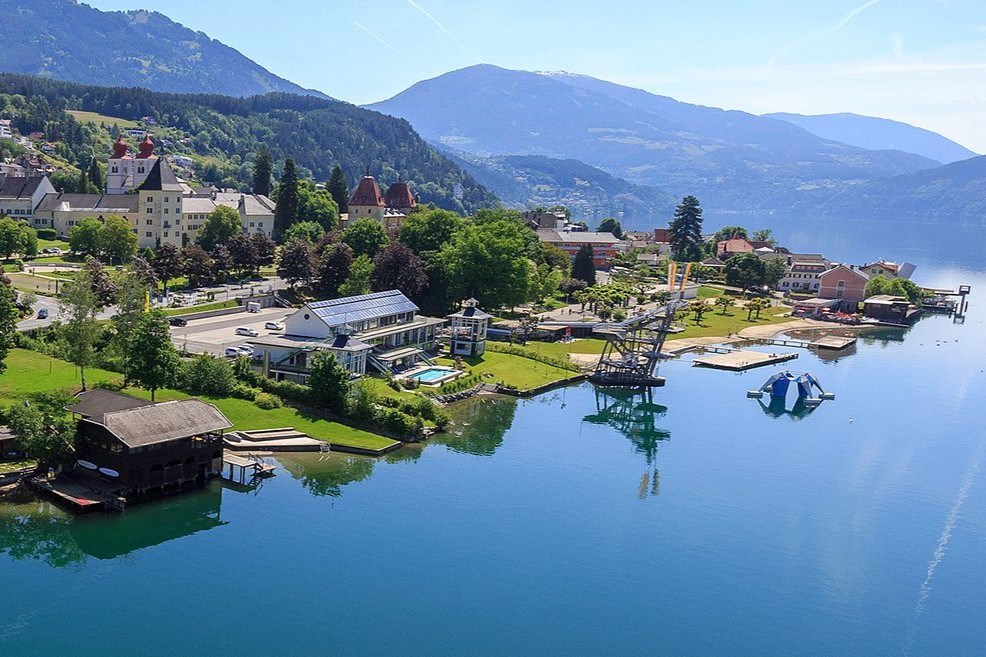 Letní dovolená u jezera