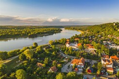 POLSKO - OD SOLNÝCH DOLŮ DO BĚLOVĚŽSKÉHO NP
