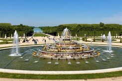 VELIKONOČNÍ PAŘÍŽ, VERSAILLES A ZÁMEK CHAMBORD